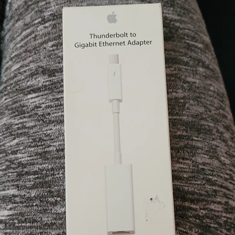 Thunderbolt to Gigabit Ethernet Adapter
